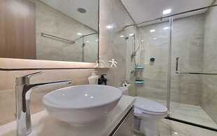 Bluesky Landmark 81 Paradise Vacation