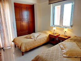 Socrate's Apartment's With Share Pool