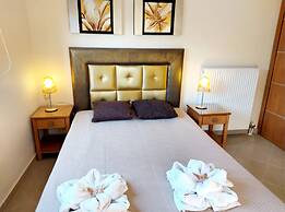 Socrate's Apartment's With Share Pool