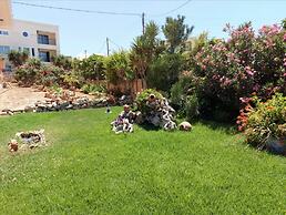 Socrate's Apartment's With Share Pool