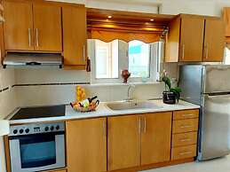 Socrate's Apartment's With Share Pool