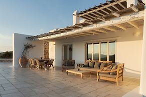 Mykonian Icon Villa