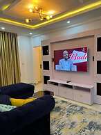 Amazing luxury 2 bedroom apartment VI