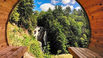 CALUMET FALLS - VILLA