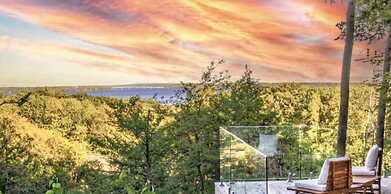 CALUMET FALLS - VILLA