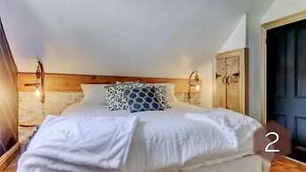 CALUMET FALLS - VILLA