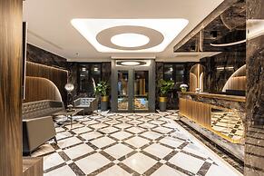 Ezkar Bathonea Art İstanbul Hotel
