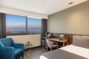 Ezkar Bathonea Art İstanbul Hotel