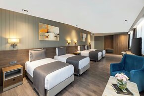 Ezkar Bathonea Art İstanbul Hotel