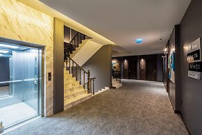 Ezkar Bathonea Art İstanbul Hotel