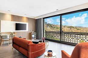 Ezkar Bathonea Art İstanbul Hotel