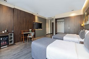 Ezkar Bathonea Art İstanbul Hotel