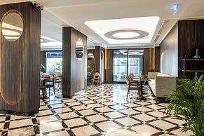 Ezkar Bathonea Art İstanbul Hotel