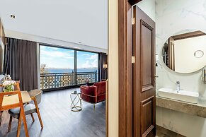 Ezkar Bathonea Art İstanbul Hotel