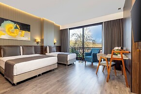 Ezkar Bathonea Art İstanbul Hotel