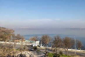 Ezkar Bathonea Art İstanbul Hotel