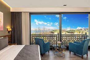 Ezkar Bathonea Art İstanbul Hotel