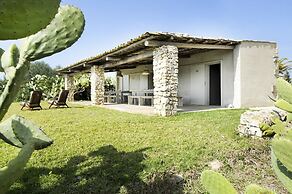 Tenuta busulmone Noto villa e piscina