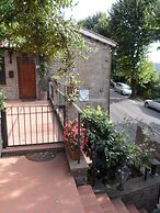 Casa Serafina Typical Three-room Apartment Historic Green Area