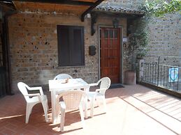 Casa Serafina Typical Three-room Apartment Historic Green Area