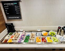 Candlewood Suites Burlington Conference Centre by IHG