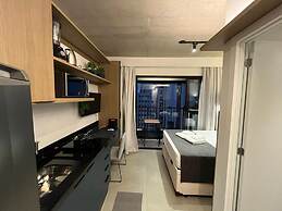 Estúdios com AC e Varanda na Bela Vista