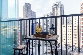 Estúdios com AC e Varanda na Bela Vista