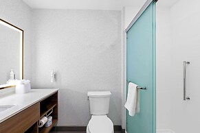 Home2 Suites By Hilton Hendersonville