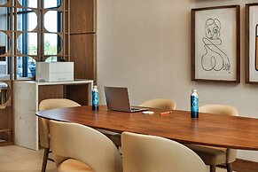 Lively Hotel On Oak Oklahoma City, Tapestry By Hilton