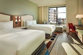 Lively Hotel On Oak Oklahoma City, Tapestry By Hilton