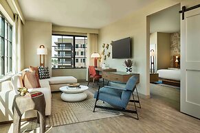 Lively Hotel On Oak Oklahoma City, Tapestry By Hilton