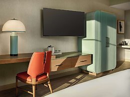 Lively Hotel On Oak Oklahoma City, Tapestry By Hilton