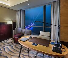 Doubletree By Hilton Yantai Golden Coast Hotel & Suites