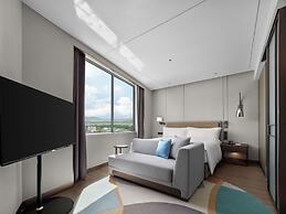 Doubletree By Hilton Yantai Golden Coast Hotel & Suites