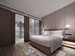 Doubletree By Hilton Yantai Golden Coast Hotel & Suites
