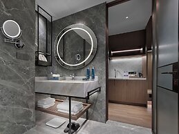 Doubletree By Hilton Yantai Golden Coast Hotel & Suites