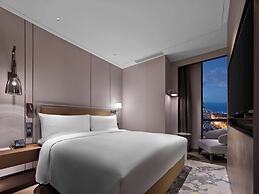Doubletree By Hilton Yantai Golden Coast Hotel & Suites