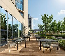 Doubletree By Hilton Yantai Golden Coast Hotel & Suites