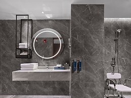 Doubletree By Hilton Yantai Golden Coast Hotel & Suites