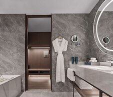 Doubletree By Hilton Yantai Golden Coast Hotel & Suites