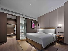Doubletree By Hilton Yantai Golden Coast Hotel & Suites