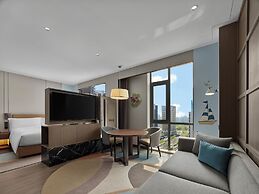 Doubletree By Hilton Yantai Golden Coast Hotel & Suites