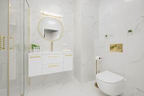 Modern With Parking by Renters Prestige