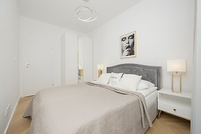 Modern With Parking by Renters Prestige