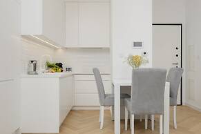 Modern With Parking by Renters Prestige