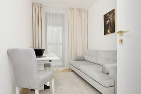 Modern With Parking by Renters Prestige