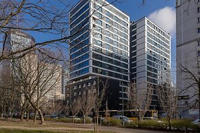 Modern With Parking by Renters Prestige