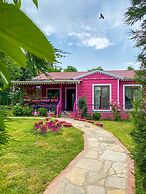 Maşukiye Pink House Bungalow