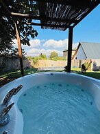 Maşukiye Pink House Bungalow