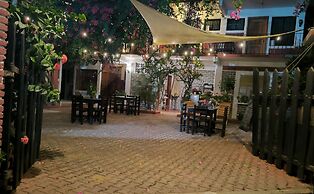 Hotel Casa Bugambilias